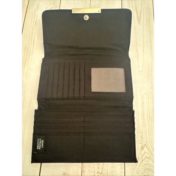 Tahari Black Womens Faux Leather Trifold Wallet Identity Protect Lining 8x5” EUC - Picture 6 of 6
